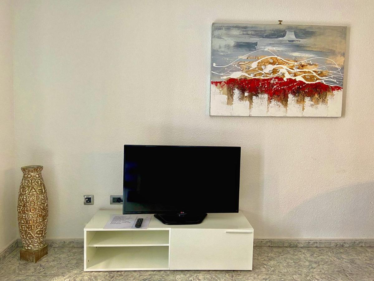 Victoria Court Modern 1 Bed Apartment Los Cristianos  Exterior photo